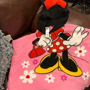 Mini Mouse Blanket Poncho